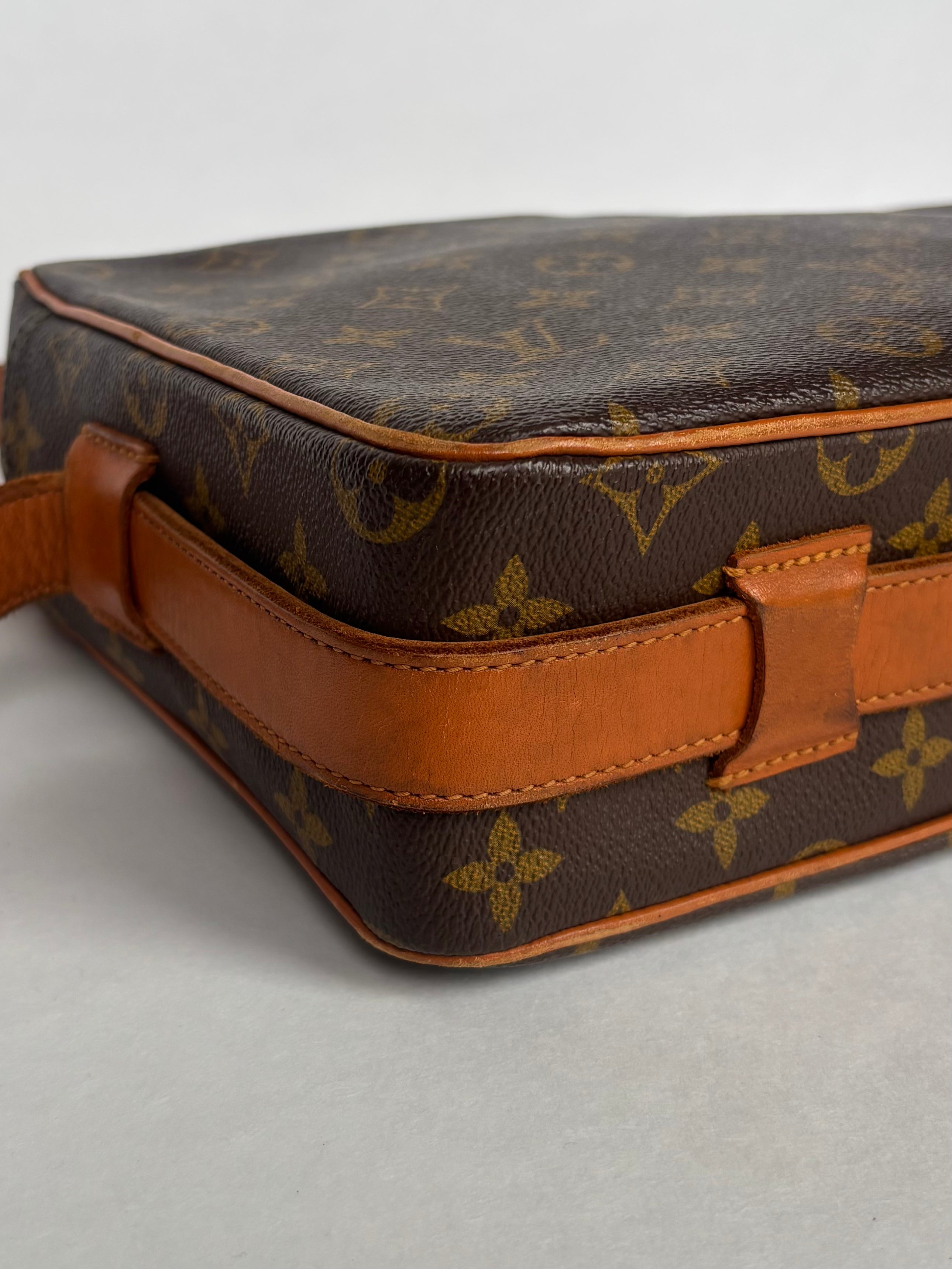 Louis Vuitton Reporter Porté Épaule