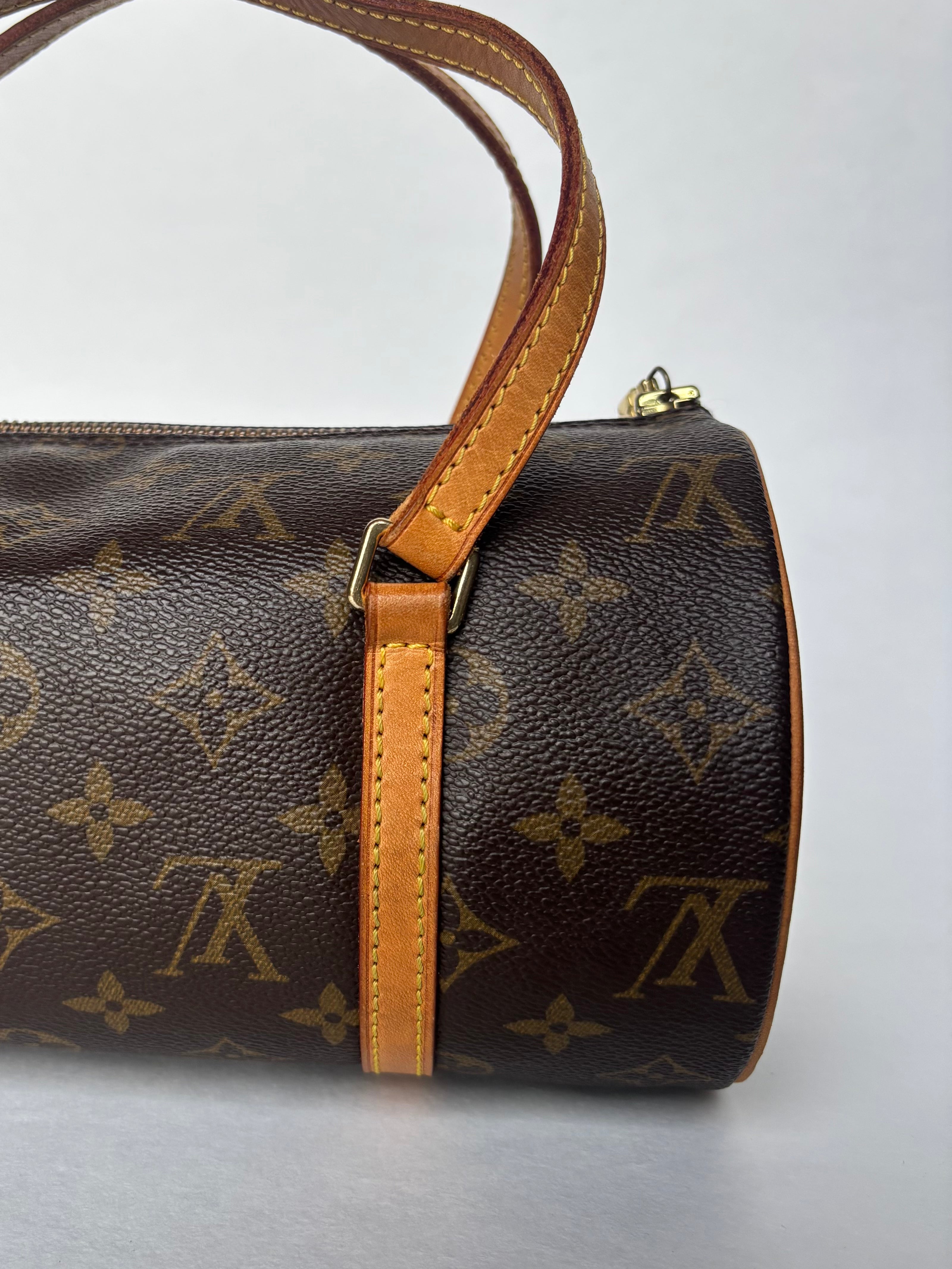 Louis Vuitton Papillon 26