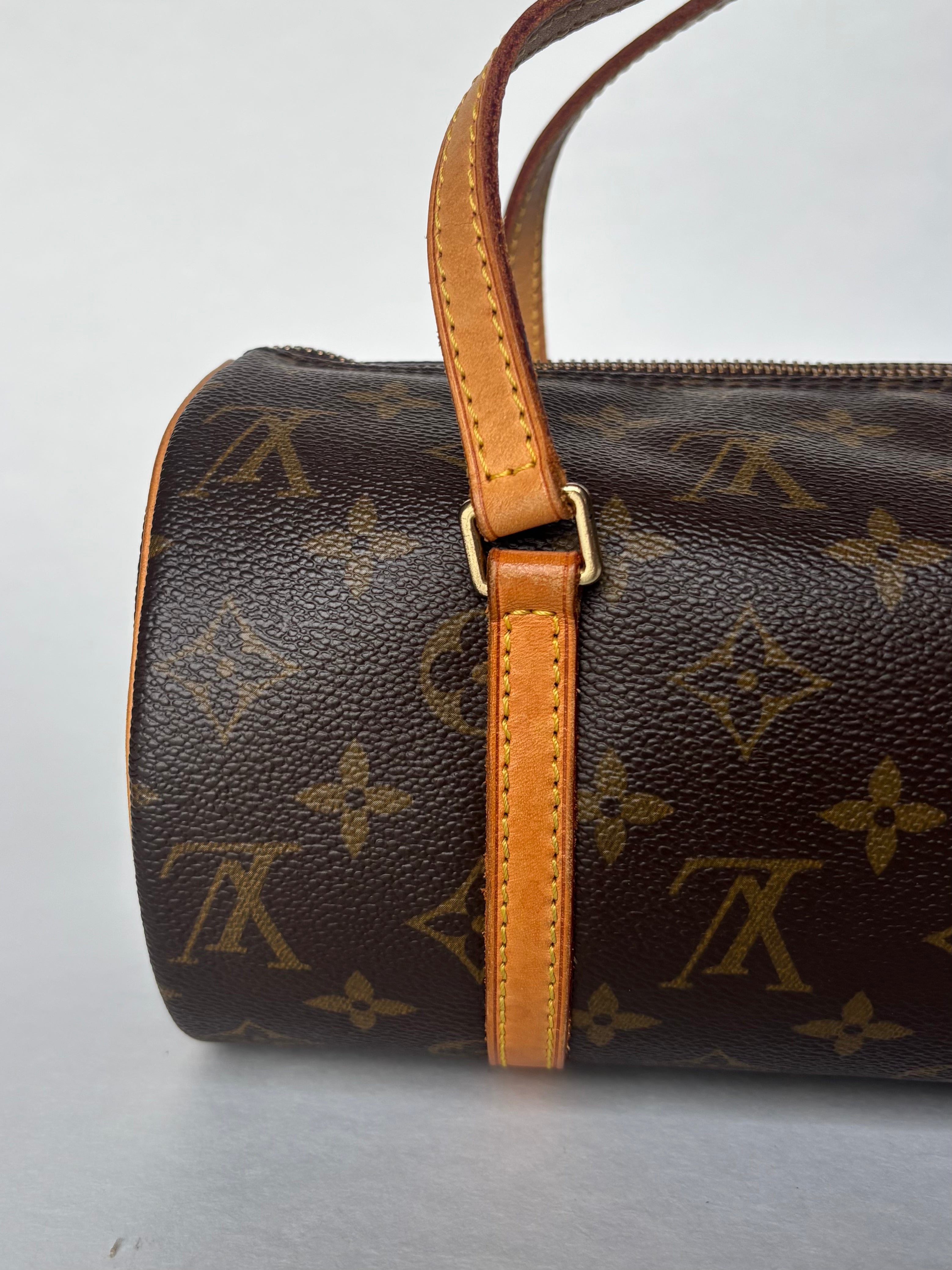Louis Vuitton Papillon 26